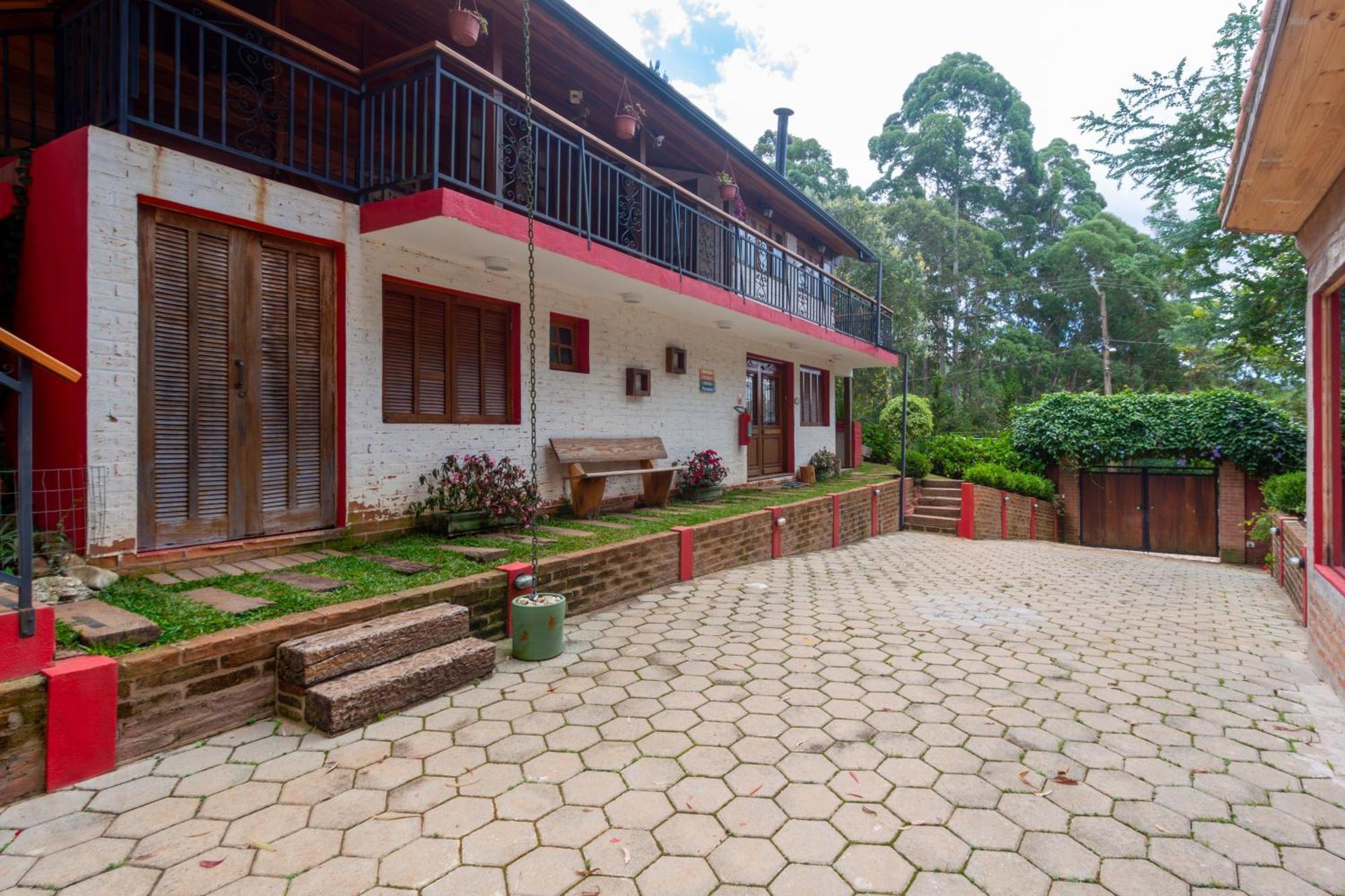 Pousada Das Acacias Camanducaia Exterior photo